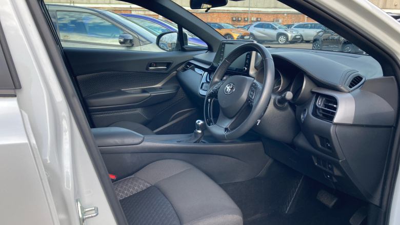 Toyota C-HR 1.8 Hybrid Icon 5dr CVT Hybrid Hatchback